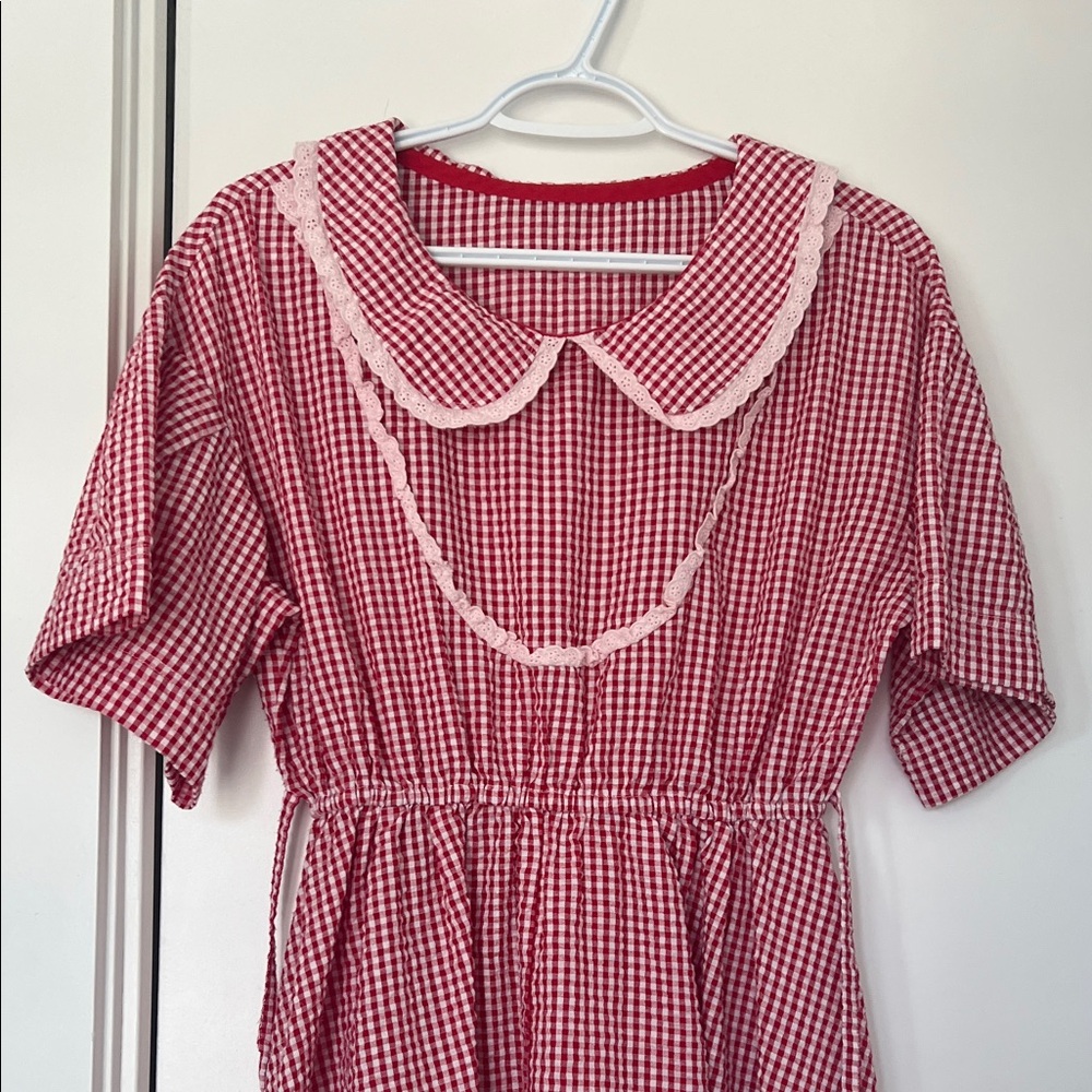Chic Red Gingham Dress with Lace Collar